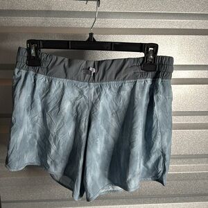 Patagonia Women’s None Trails Shorts 6”, Size Small